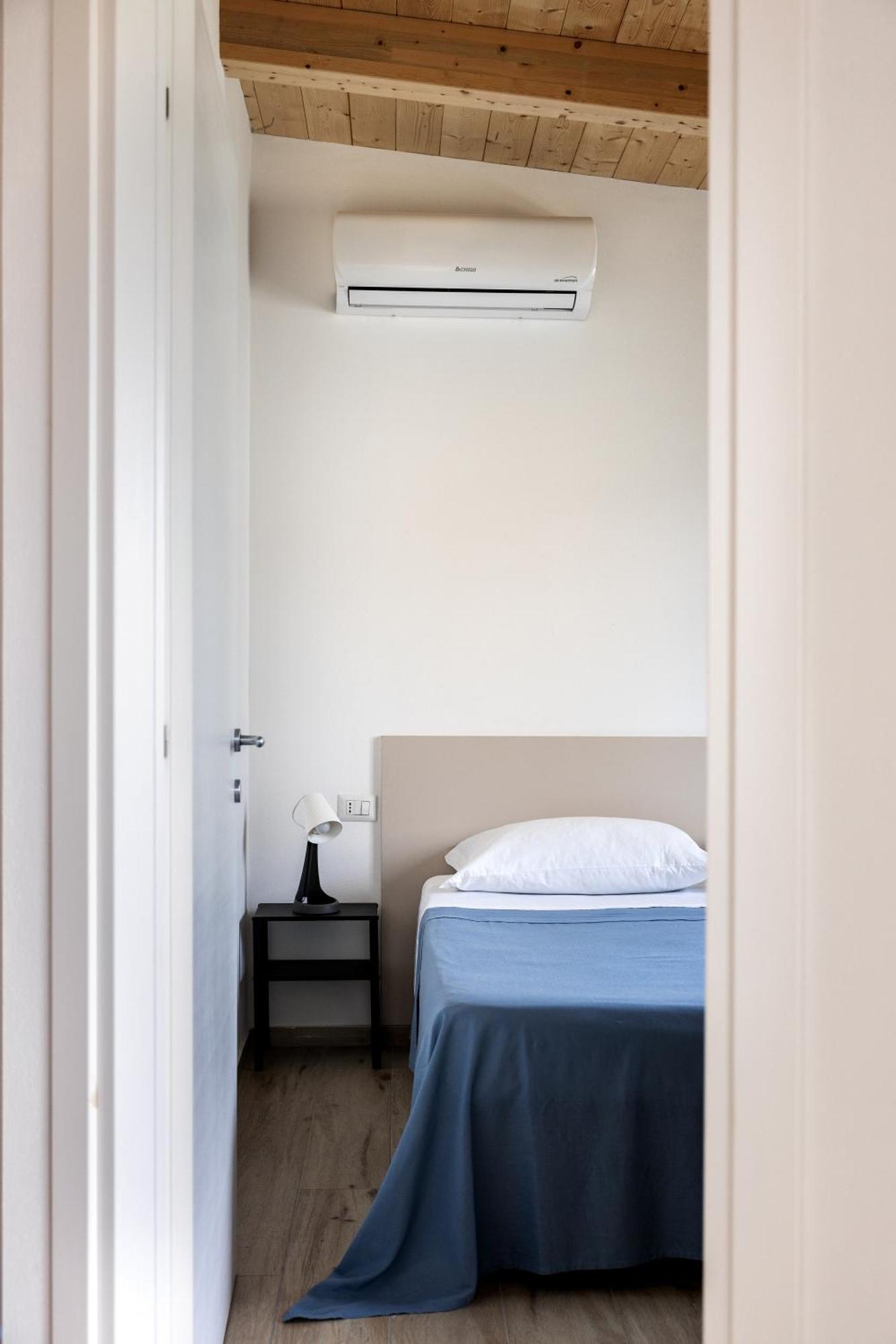 Villaggio Camping Poseidon - Bungalows & Rooms With Sea View In Nature Santa Caterina Dello Ionio Marina Экстерьер фото